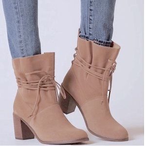 NWT TOMS Mila Tan Lace Ankle Suede Leather Boots